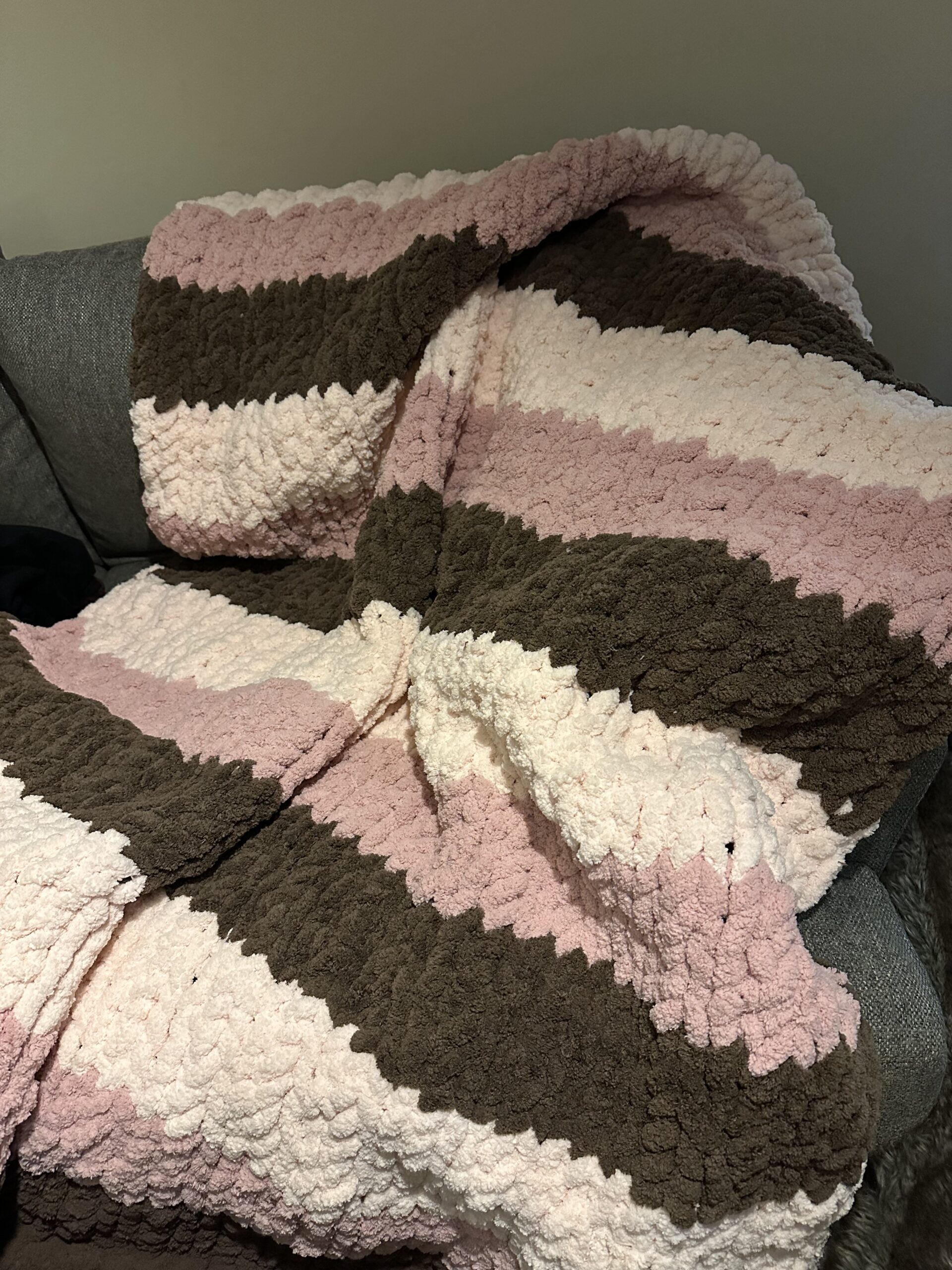 Hand-knitted Mocha Stripe Queen-Sized Blanket